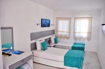 Lavinya Hotel